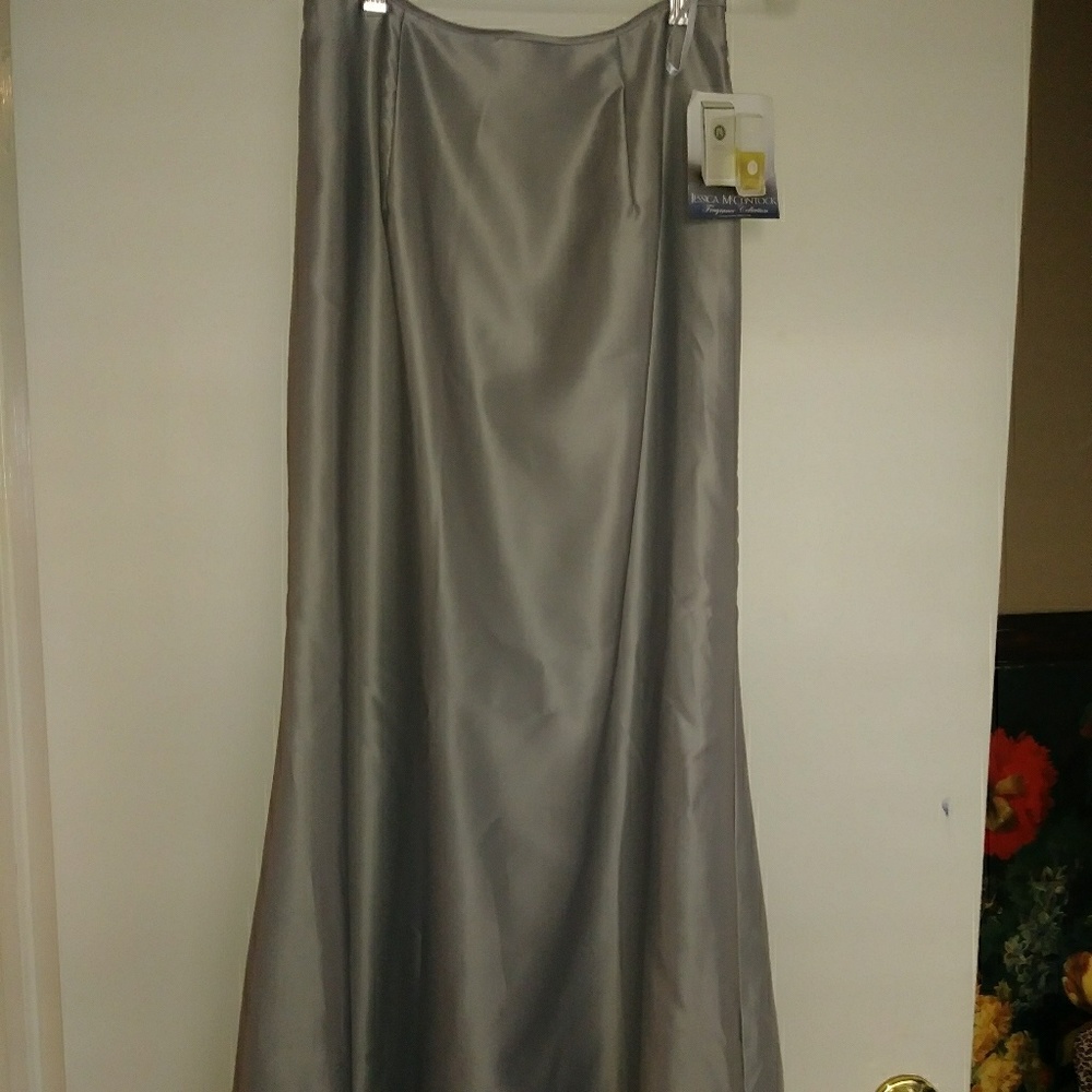 JESSICCA SIMPSON EVENING SKIRT